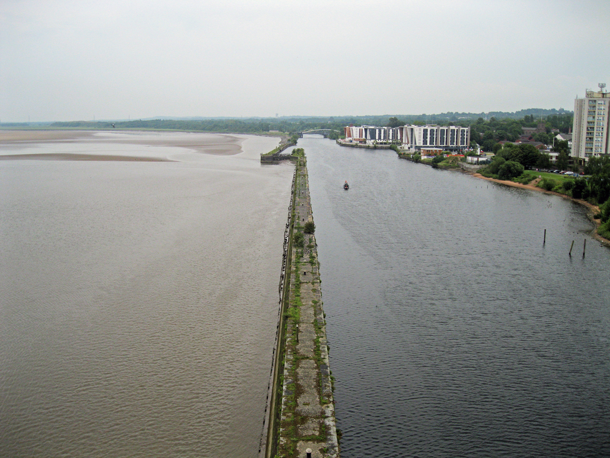 Ports.org.uk / Manchester (Ship Canal)