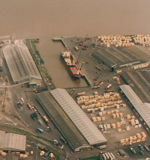 New Holland Dock
