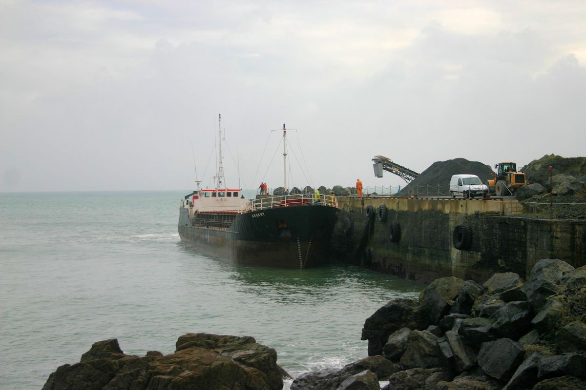 Porthoustock