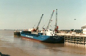 New Holland Dock